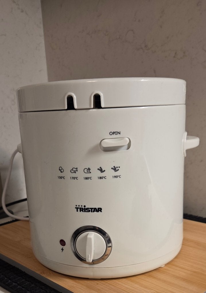Tristar Frituurpan - Compact en Gebruiksvriendelijk, 2 tot 3 liter, Ophalen, Gebruikt