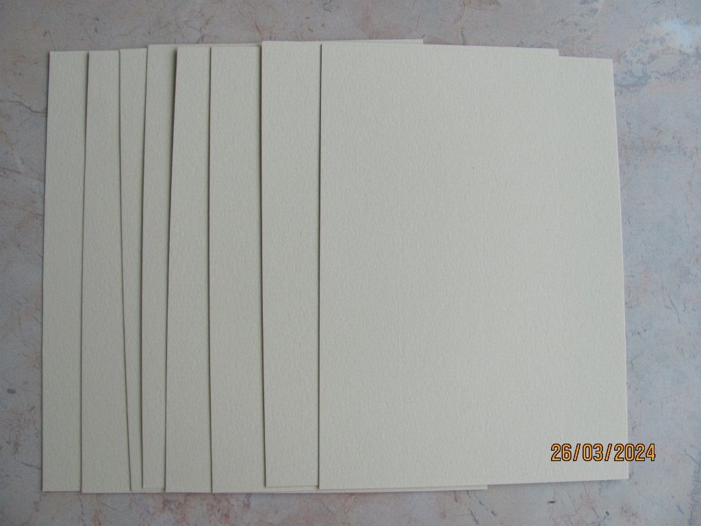 NIEUW 8x enkele kaarten PAPIER crème V&D 100 grams A6 03-13, Ophalen of Verzenden, Nieuw, Overige thema's, Blanco kaart of Basiskaart