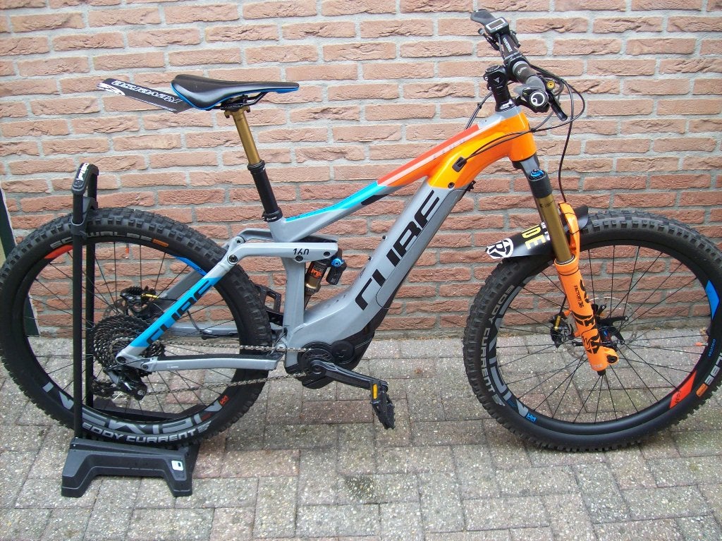 Cube Stereo hybrid 160 action team 500 27,5. Nieuwstaat, Fully, 45 tot 49 cm, Zo goed als nieuw, Schijfrem