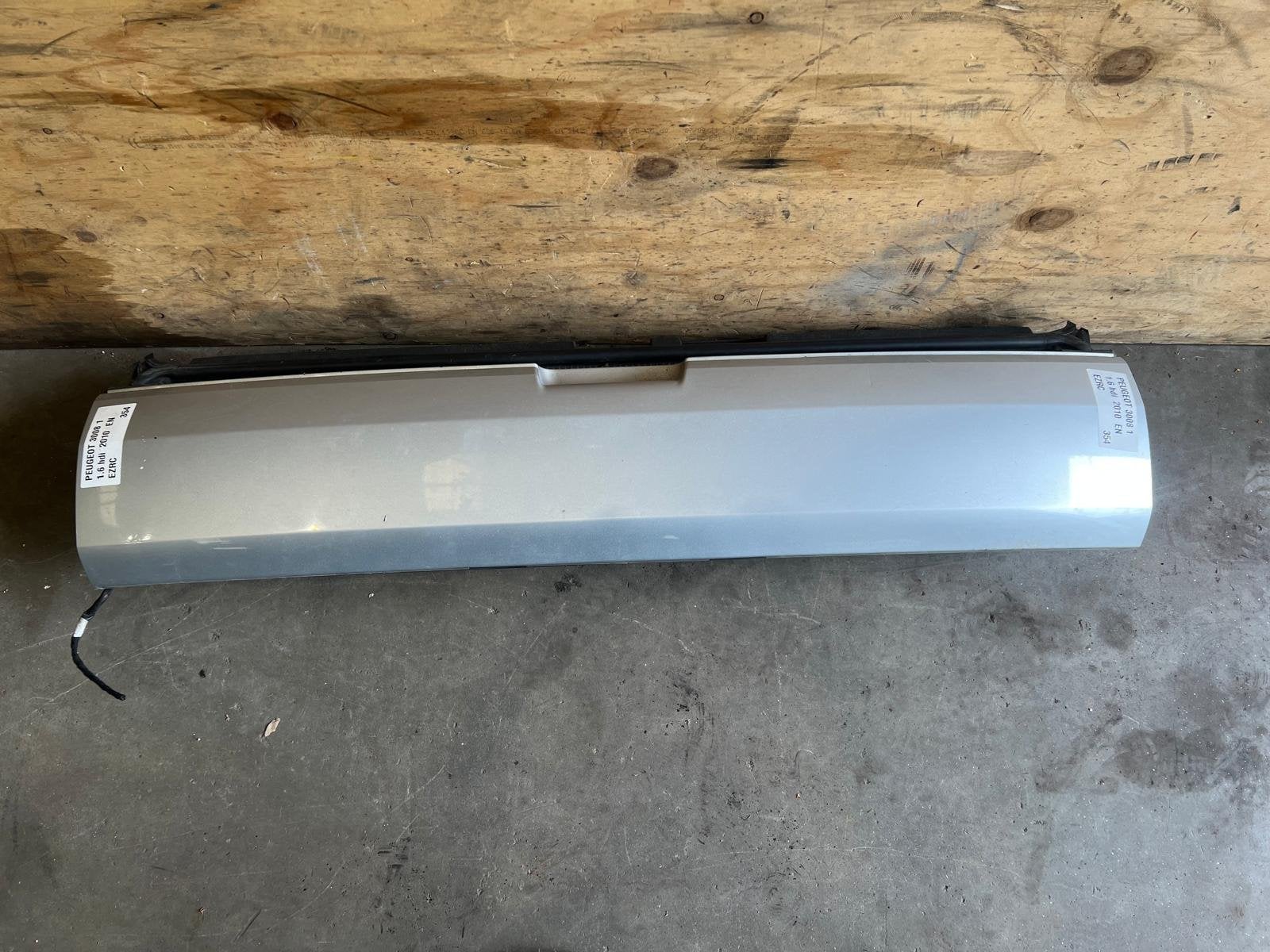 Peugeot 3008 EZRC Grijs Onderklep Achterzijde 2009-2016, Taurusavenue 1
2132 LS  Hoofddorp, NL, Gebruikt, Contact.group@renault.com