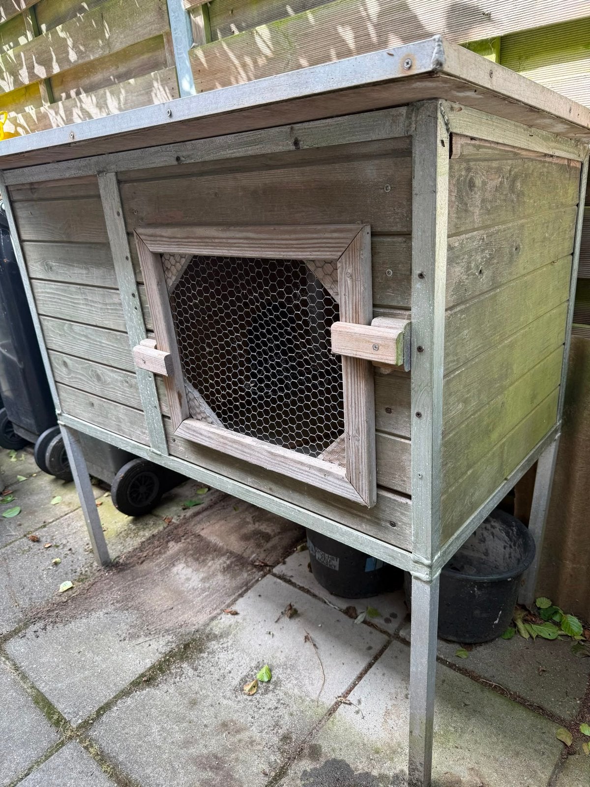 Stevig konijnenhok voor buiten, Dieren en Toebehoren, Knaagdieren en Konijnen | Hokken en Kooien, Ophalen, 90 cm of meer, Konijn