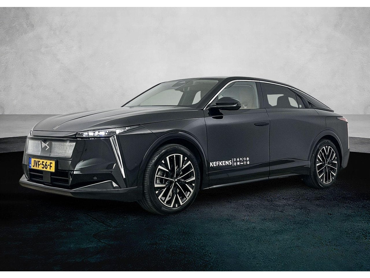 DS N°8 Long Range Étoile Absolute Comfort Tech 97 kWh | DE