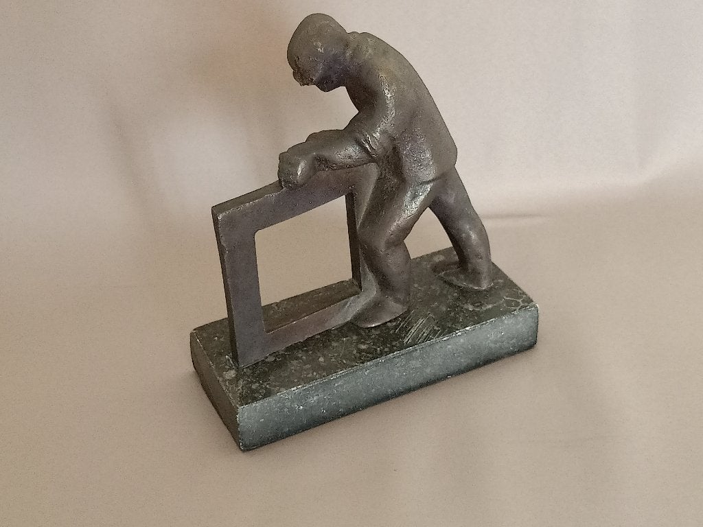 bronzen beeldje Marlies Noordkamp, de schavende timmerman, Verzamelen, Beelden en Beeldjes, Ophalen of Verzenden, Zo goed als nieuw