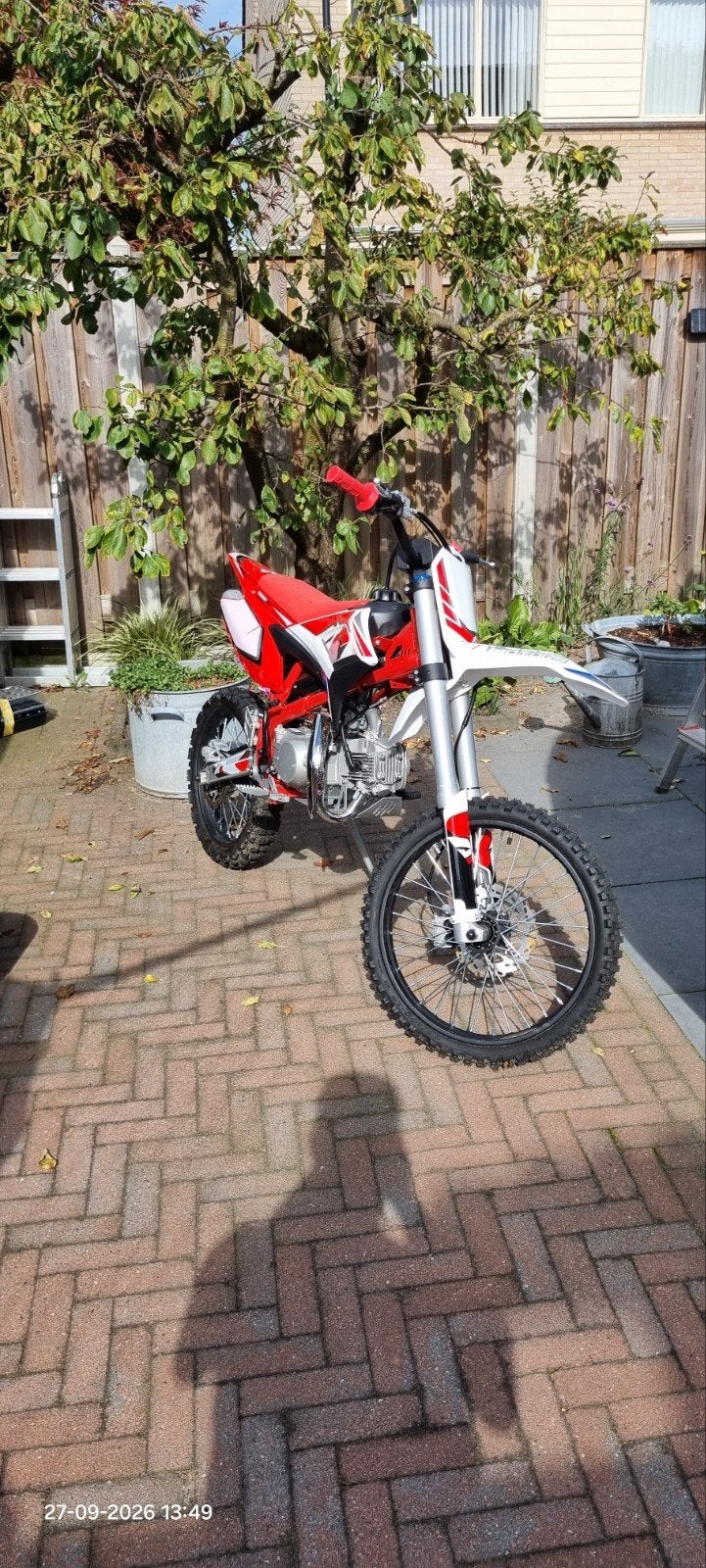 Pitbike 125cc - Zo goed als nieuw, Ophalen, Zo goed als nieuw, Overige merken