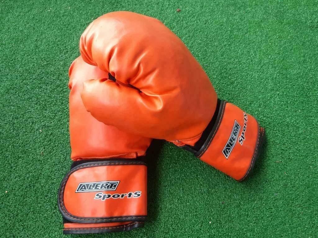 Boks handschoenen, Ophalen of Verzenden, Gebruikt, Bokshandschoenen