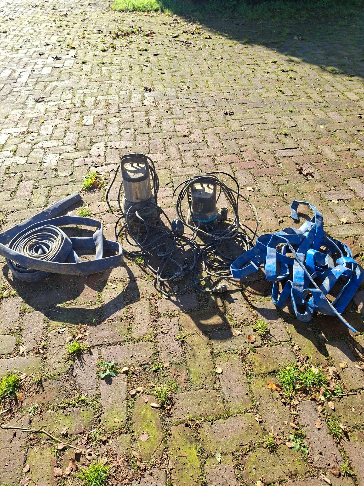 Gardena Dompelpompen 9000 Clear en 25000 Dirt met Slangen, Ophalen of Verzenden, Dompelpomp
