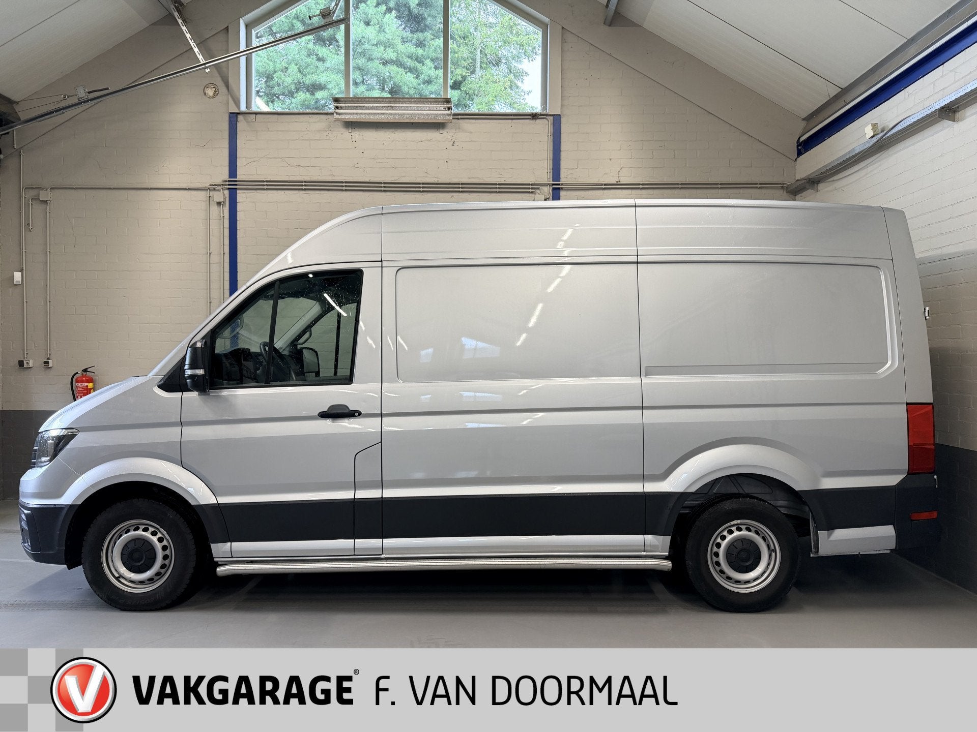 Volkswagen Crafter 35 2.0 TDI L3H3 Highline | Nav | Trekhaak, Gebruikt, Euro 6, 4 cilinders, Navigatiesysteem