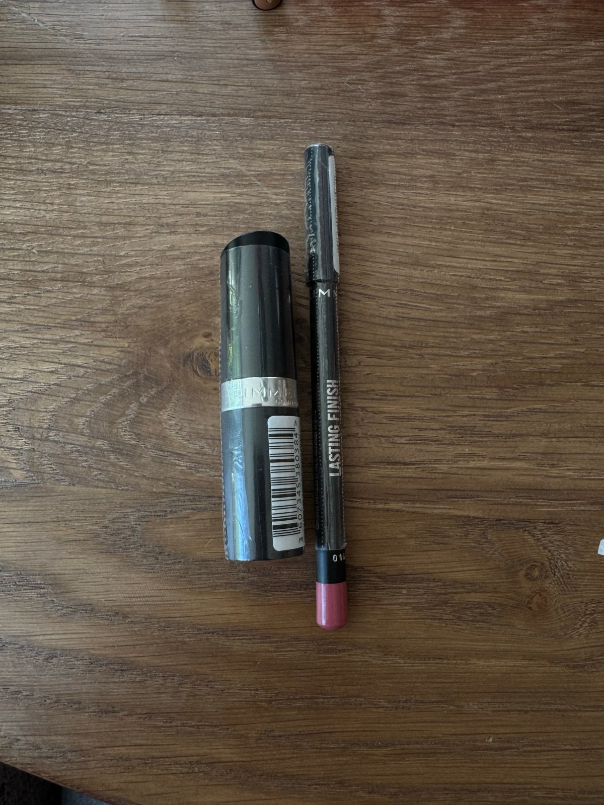 Rimmel Lasting Finish Lipstick & Lipliner nieuw - Candy 002, Sieraden, Tassen en Uiterlijk, Lippen, Nieuw, Ophalen of Verzenden