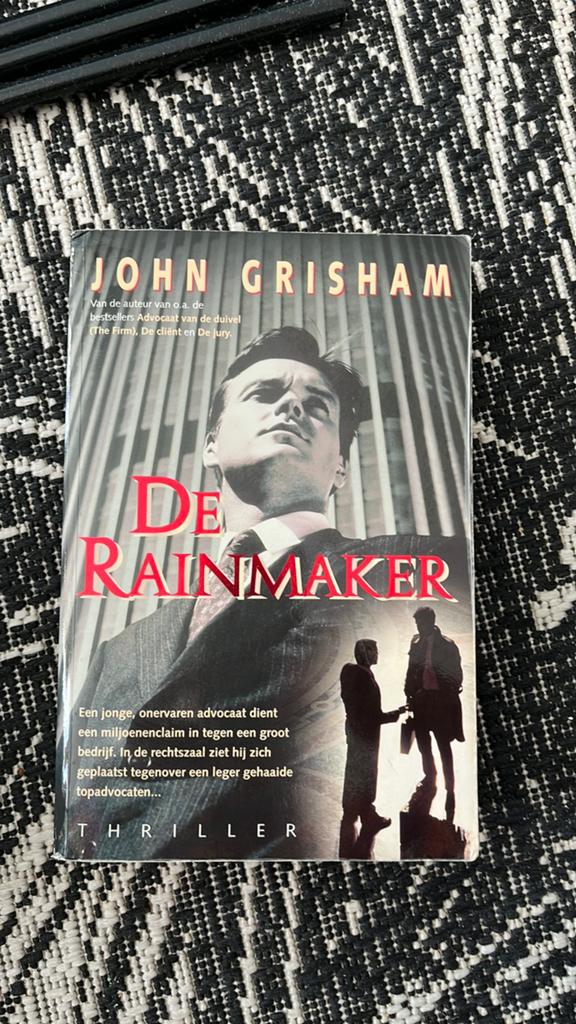 John Grisham - De rainmaker, Ophalen of Verzenden, Gelezen, John Grisham