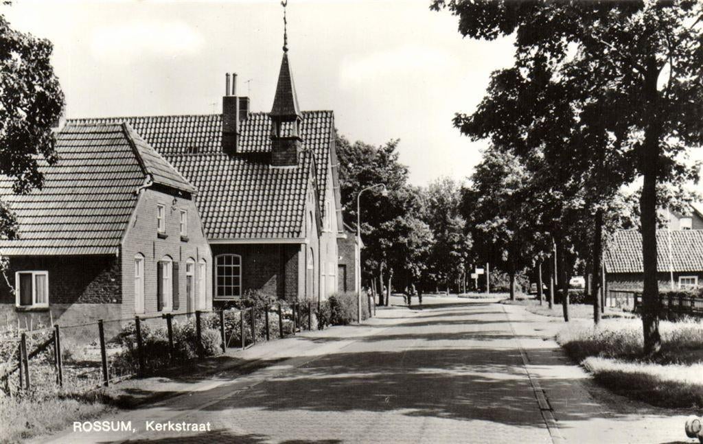 Rossum, Kerkstraat - ongelopen, Ophalen of Verzenden, 1940 tot 1960, Ongelopen, Noord-Brabant