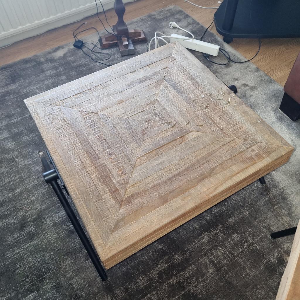 2 stuks salontafels voor 1 krat heineken bier (geen 0%), 50 tot 100 cm, Rond, Zo goed als nieuw, Minder dan 50 cm