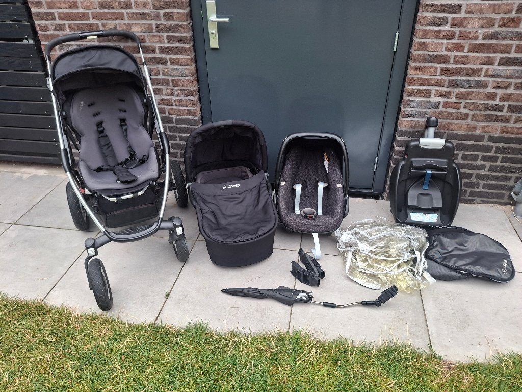 Maxi cosi 3 in 1 met auto basis, Kinderen en Baby's, Kinderwagens en Combinaties, Ophalen, Verstelbare duwstang, Zo goed als nieuw