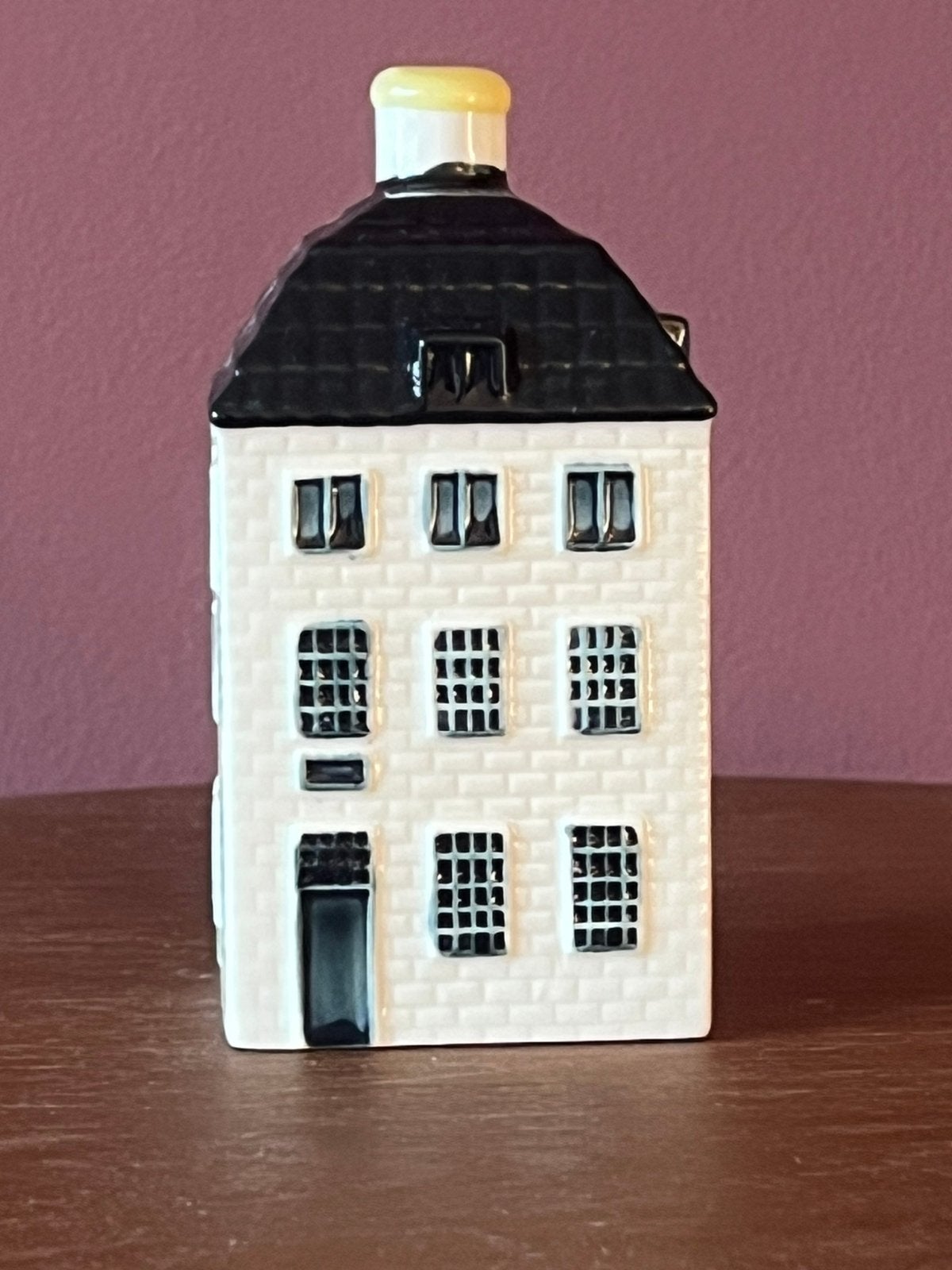 KLM huisje 55, Ophalen of Verzenden, Zo goed als nieuw, 41 t/m 60, Gevuld
