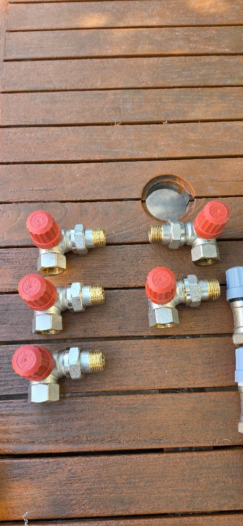 12 Stuks Danfoss (thermostaat)radiatorkranen, Minder dan 30 cm, Radiator, Nieuw, Minder dan 60 cm
