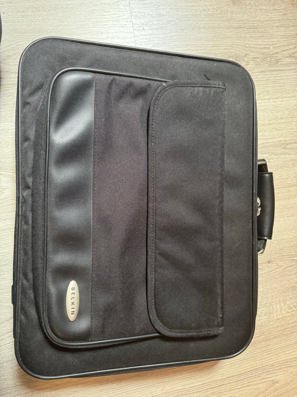 Belkin laptoptas | 15 inch | Gebruikt, Gevoerd laptopvak, Gebruikt, 15 inch, Aktetas