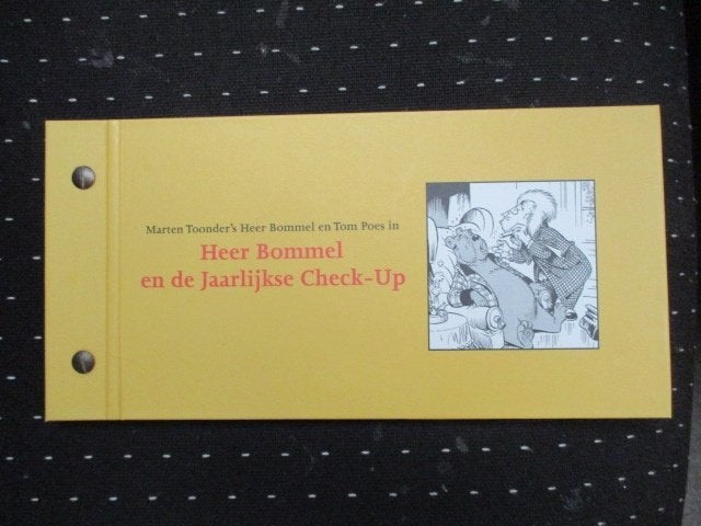 Heer Bommel en de jaarlijkse check-up, Pfizer uitgave, Boeken, Stripboeken, Eén stripboek, Ophalen of Verzenden, Zo goed als nieuw
