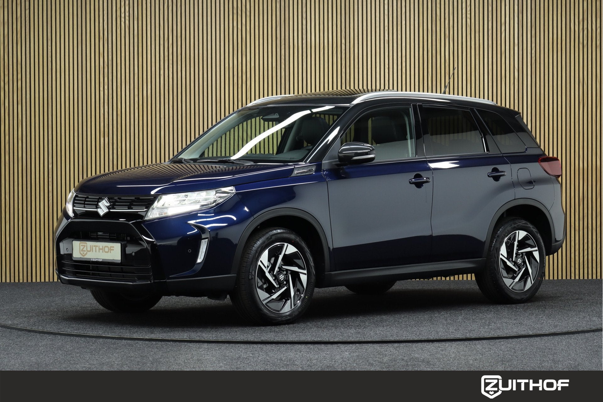 Suzuki Vitara 1.5 Hybrid Style AllGrip 4X4 | Trekhaak | Pano, Auto's, Dealer onderhouden, Gebruikt, 4 cilinders, 24 maanden