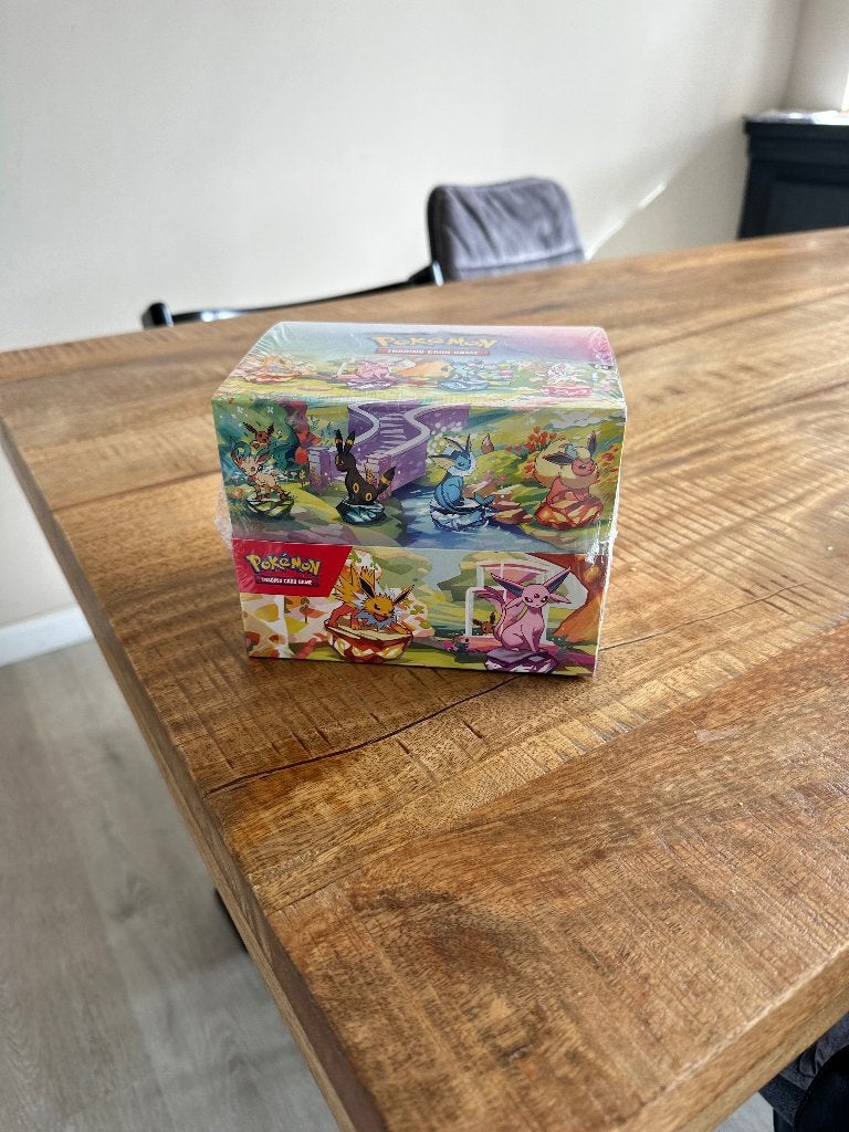 Eevolutions mini tin display pokemon, Ophalen of Verzenden, Nieuw, Overige typen
