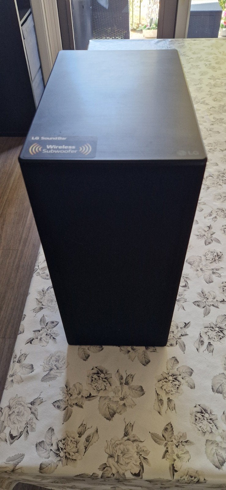 LG Soundbar met draadloze subwoofer (model DSN7Y), Audio, Tv en Foto, Soundbars, Ophalen, Bluetooth, Zo goed als nieuw
