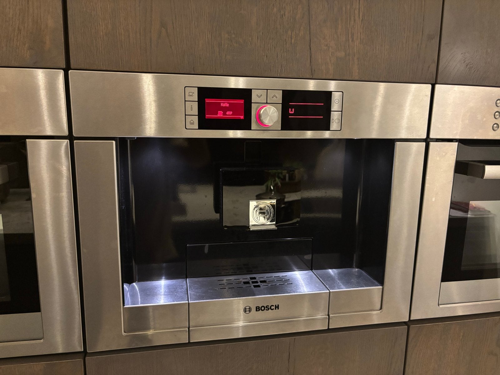 Inbouw koffiemachine Bosch, Ophalen, Gebruikt, 10 kopjes of meer, Koffiemachine