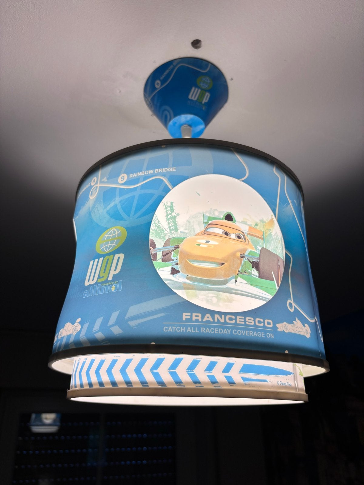 Disney Cars Plafondlamp - Bliksem McQueen & Francesco, Ophalen of Verzenden, Gebruikt, Kunststof, E27 (groot)