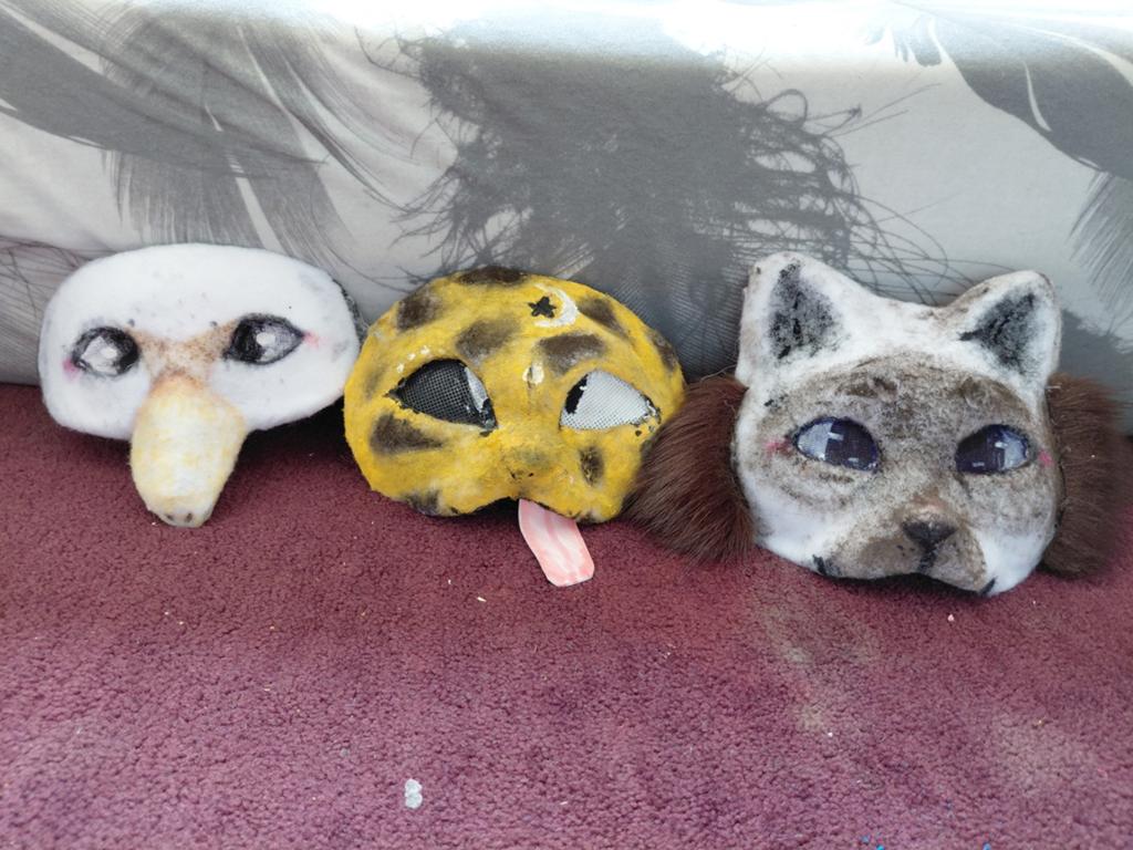 Handgemaakte maskers - furry/therian maskers, Ophalen of Verzenden, Gebruikt, Toneelattributen of Onderdelen