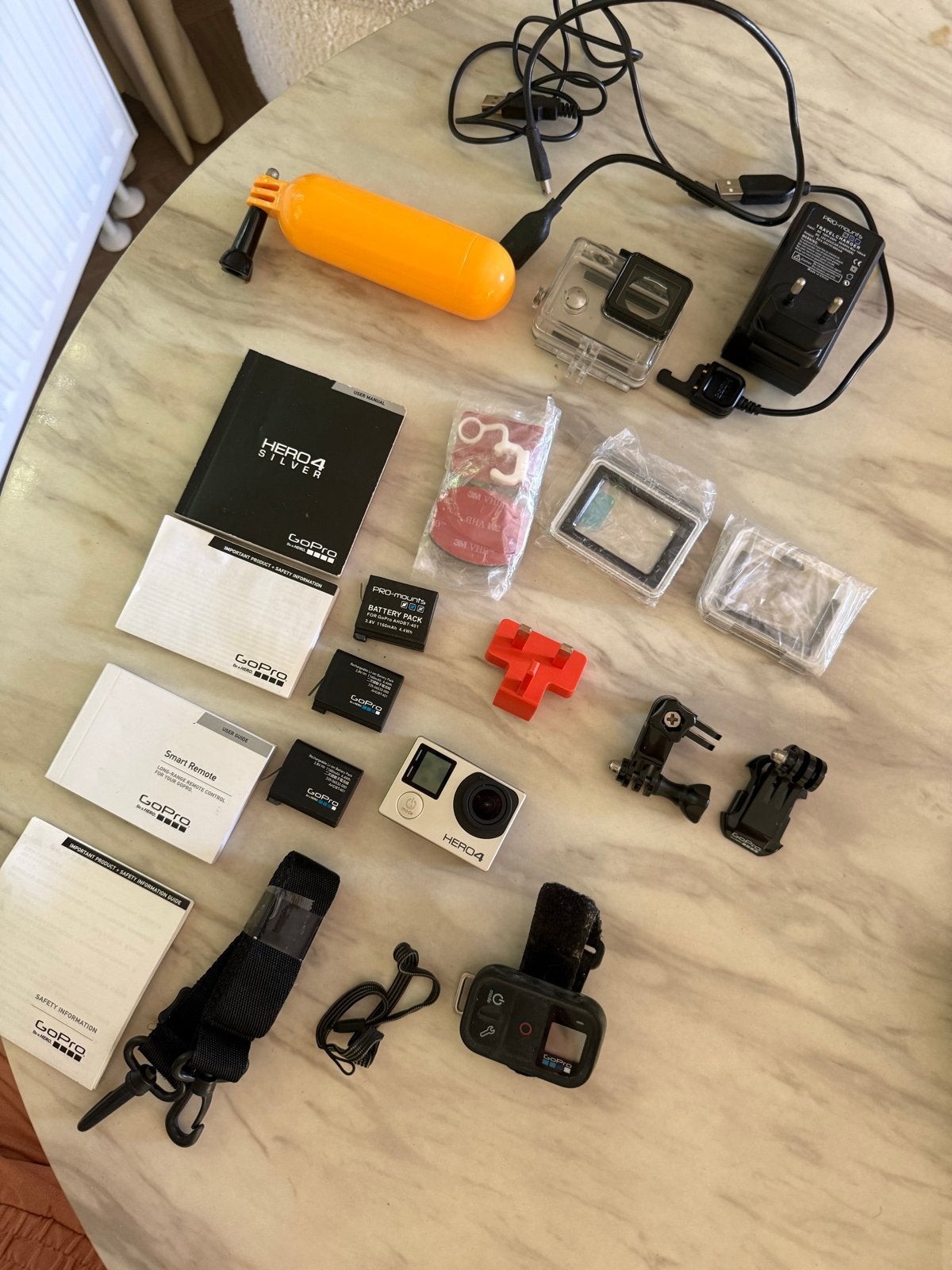 GoPro HERO4 Black met veel accessoires - Zo goed als nieuw, Audio, Tv en Foto, Actiecamera's, Ophalen of Verzenden, Zo goed als nieuw