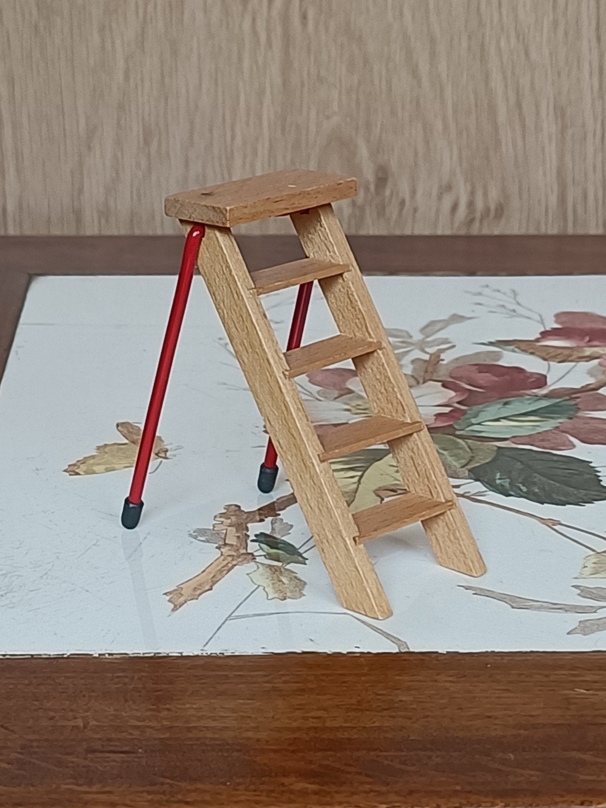 Trapje  poppenhuis, Ophalen of Verzenden, Gebruikt, Poppenhuis