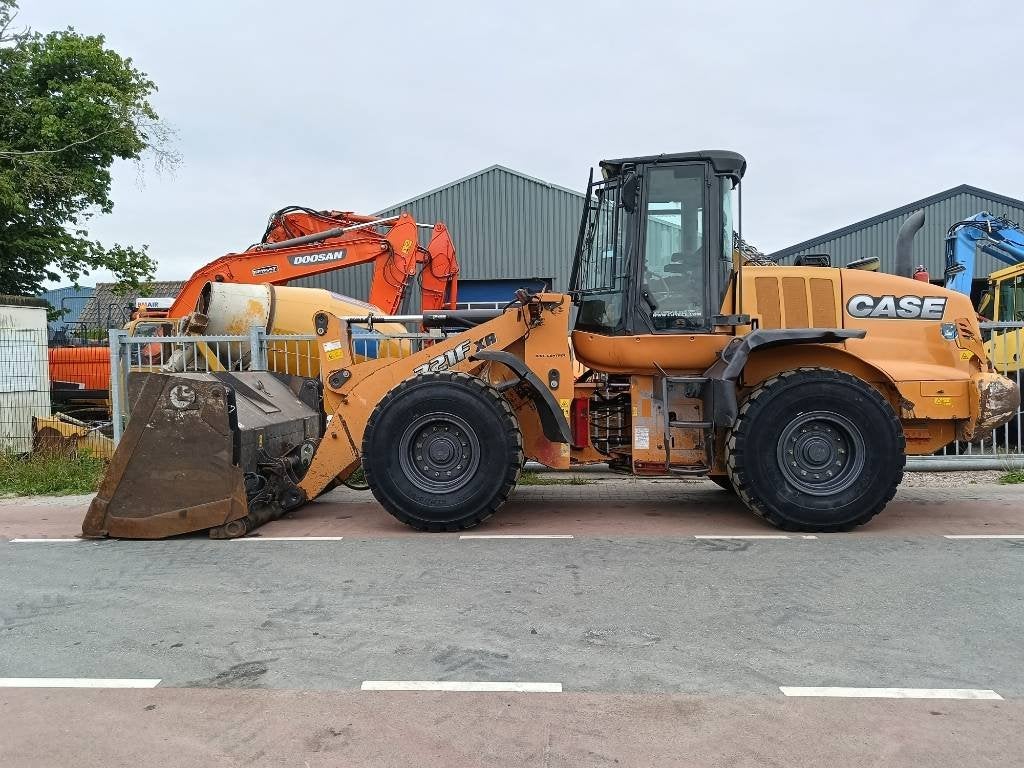 Case 721 F shovel wiellader loader airco (bj 2014), Zakelijke goederen, Machines en Bouw | Kranen en Graafmachines, Wiellader of Shovel