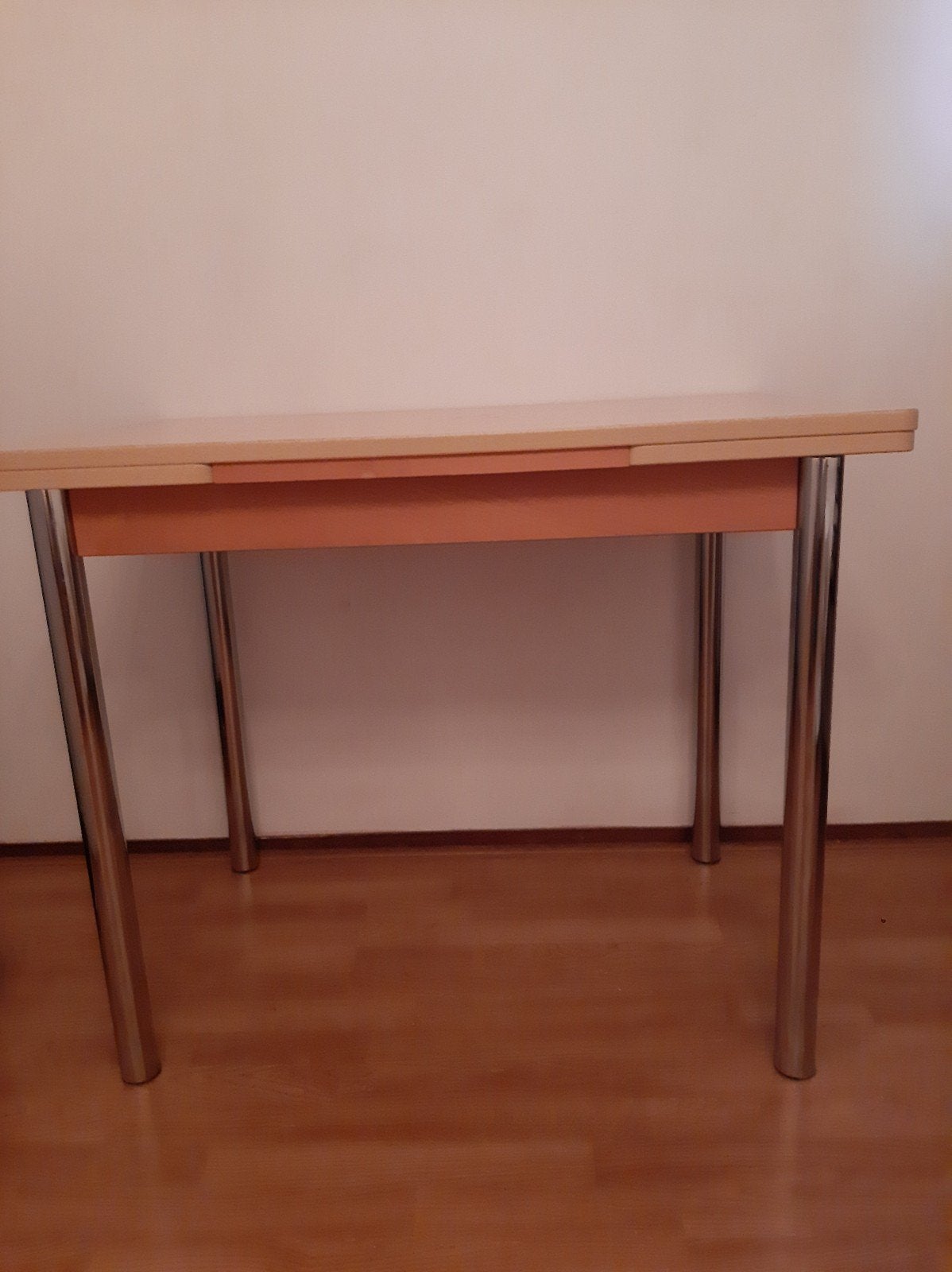 Gratis uitschuif keukentafeltje, Ophalen, 25 tot 50 cm, Rechthoekig