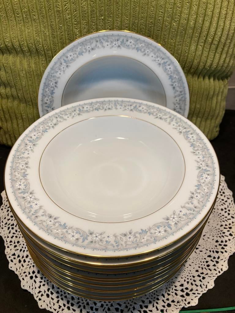 Diep bord Noritake Iona (050526b), Huis en Inrichting, Ophalen, Zo goed als nieuw, Bord(en), Overige stijlen