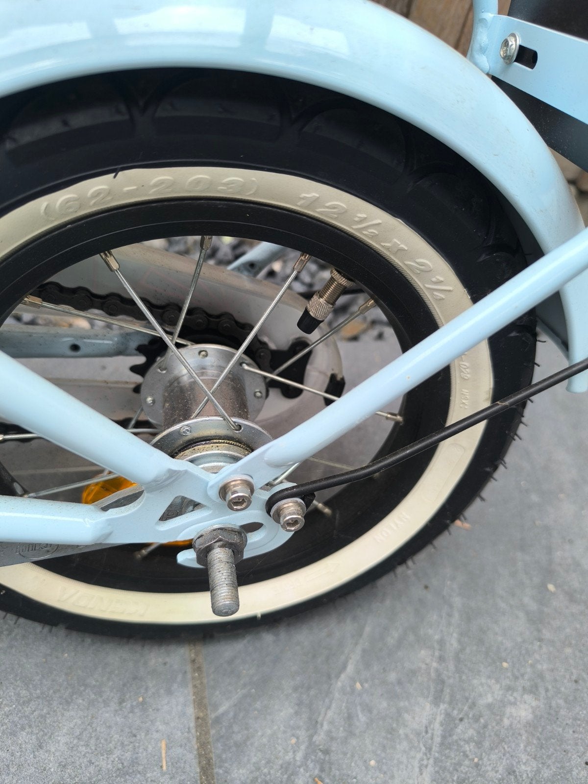 Foto 4 van Lookie kinderfiets 12.5 inch wielen, zo goed als nieuw