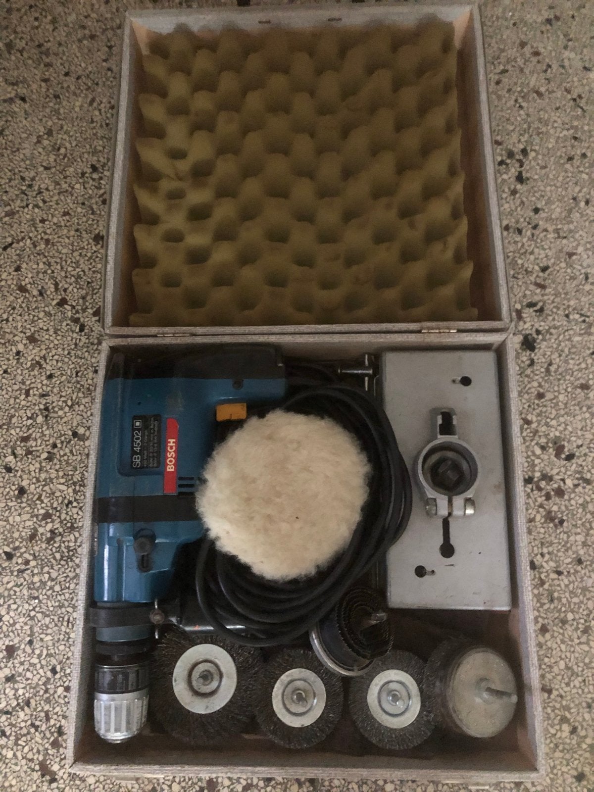 Bosch Boormachine SB 450-2 met accessoires in koffer, Boormachine, Gebruikt, Variabele snelheid, Ophalen of Verzenden