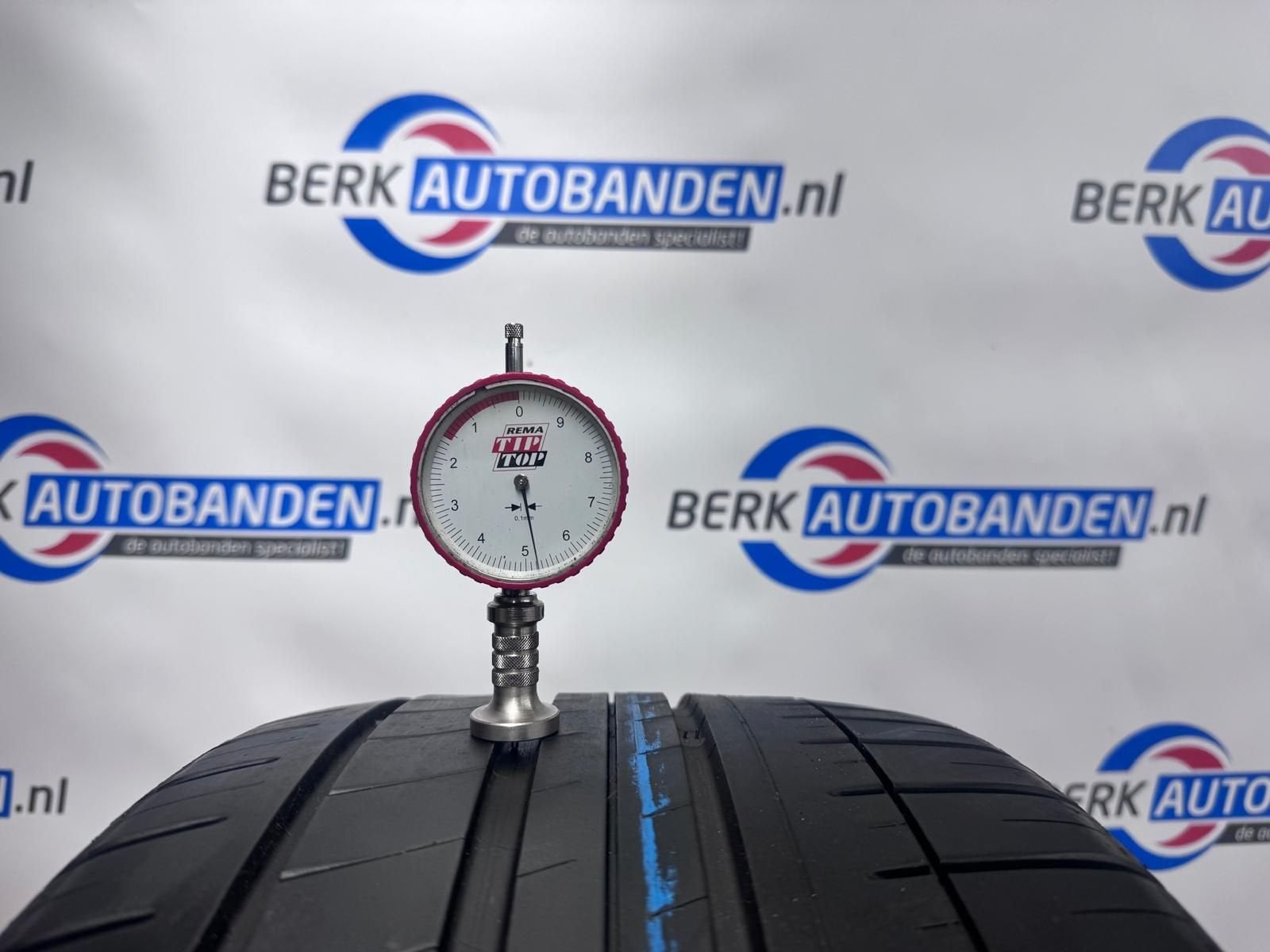 2x Michelin Pilot Sport 3 (MO) 275/40 R19 105Y 275/40/19 275, Gebruikt, -, 275 mm, -