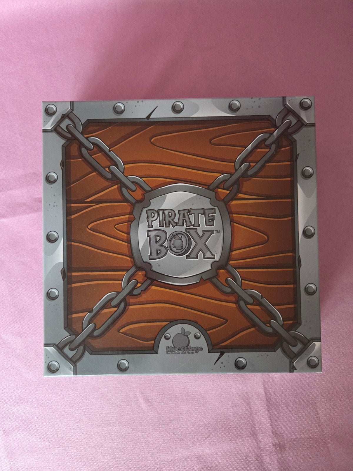 Pirate Box Gezelschapsspel, Vijf spelers of meer, Ophalen of Verzenden, Zo goed als nieuw, Blue Orange