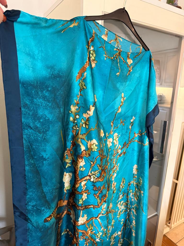 Nieuwe Chic Me kaftan, satijn look,  Maat 52/54, Kleding | Dames, Grote Maten, Ophalen of Verzenden, Nieuw, Blauw, Jurk