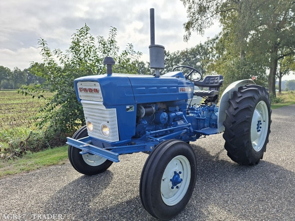 Ford 2000 | NL Kenteken | Inruil & transport, Ophalen, Gebruikt, 2500 tot 5000, Info@handelsonderneming-last.nl