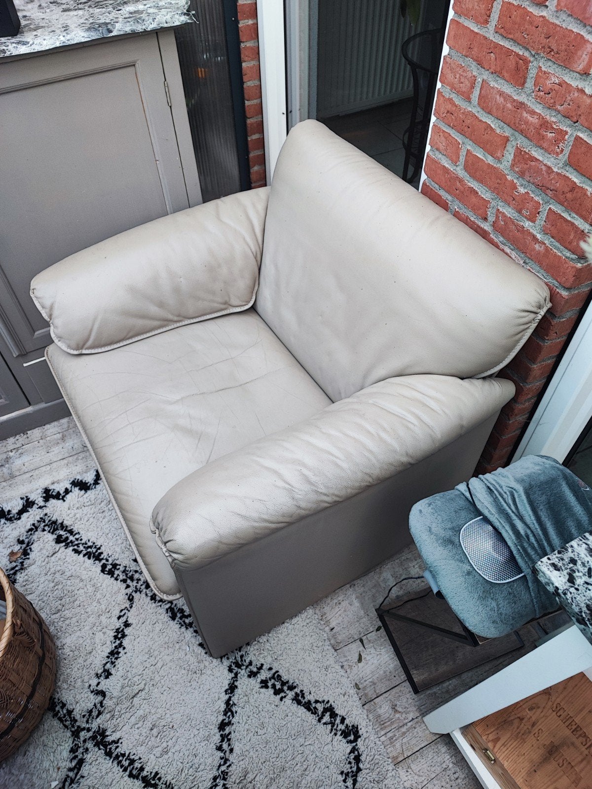 Comfortabele leren fauteuil - Beige (Leolux), Huis en Inrichting, Fauteuils, Gebruikt, Leer, 75 tot 100 cm, 75 tot 100 cm, Ophalen