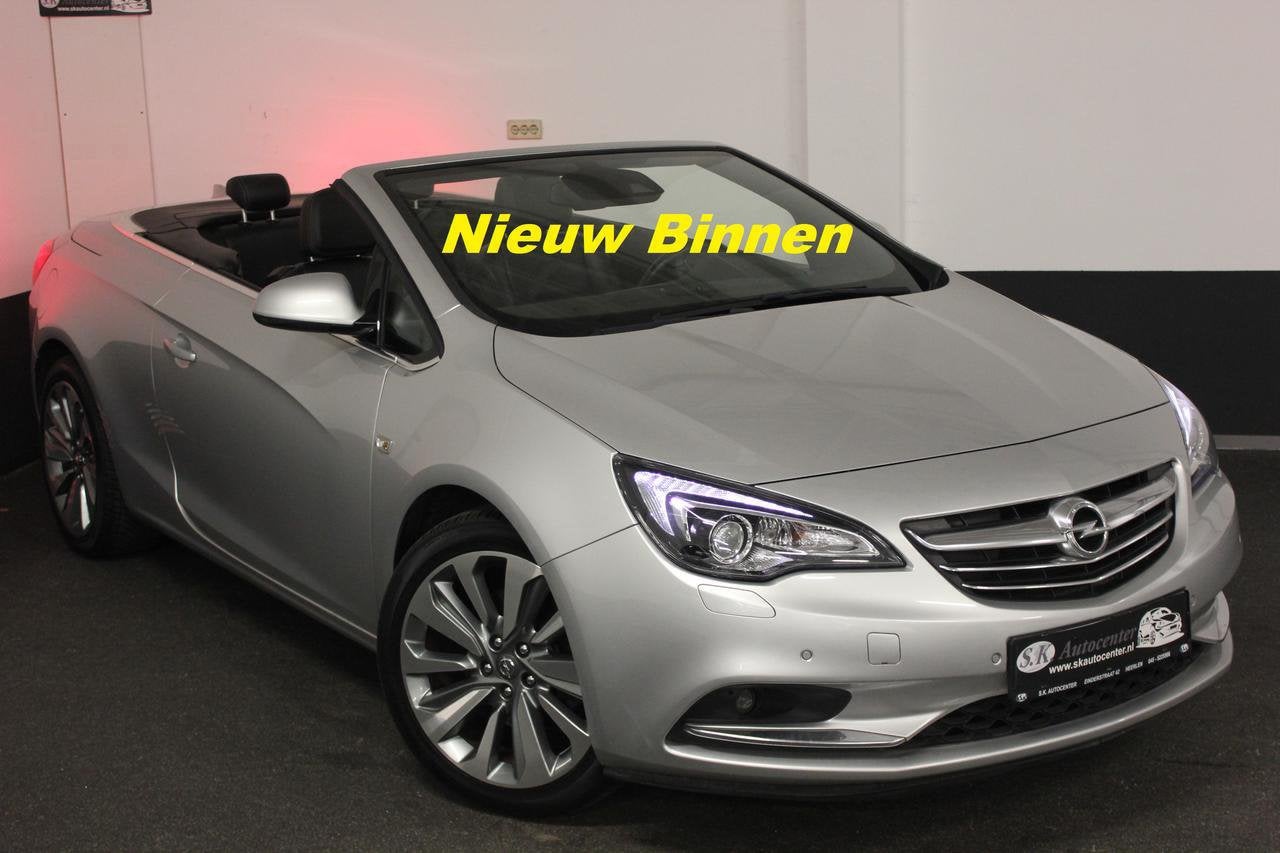 Opel Cascada CABRIO 1.6 AUTOMAAT*TREKHAAK*LEER*CAMERA*, Automaat, Euro 5, Gebruikt, Zwart