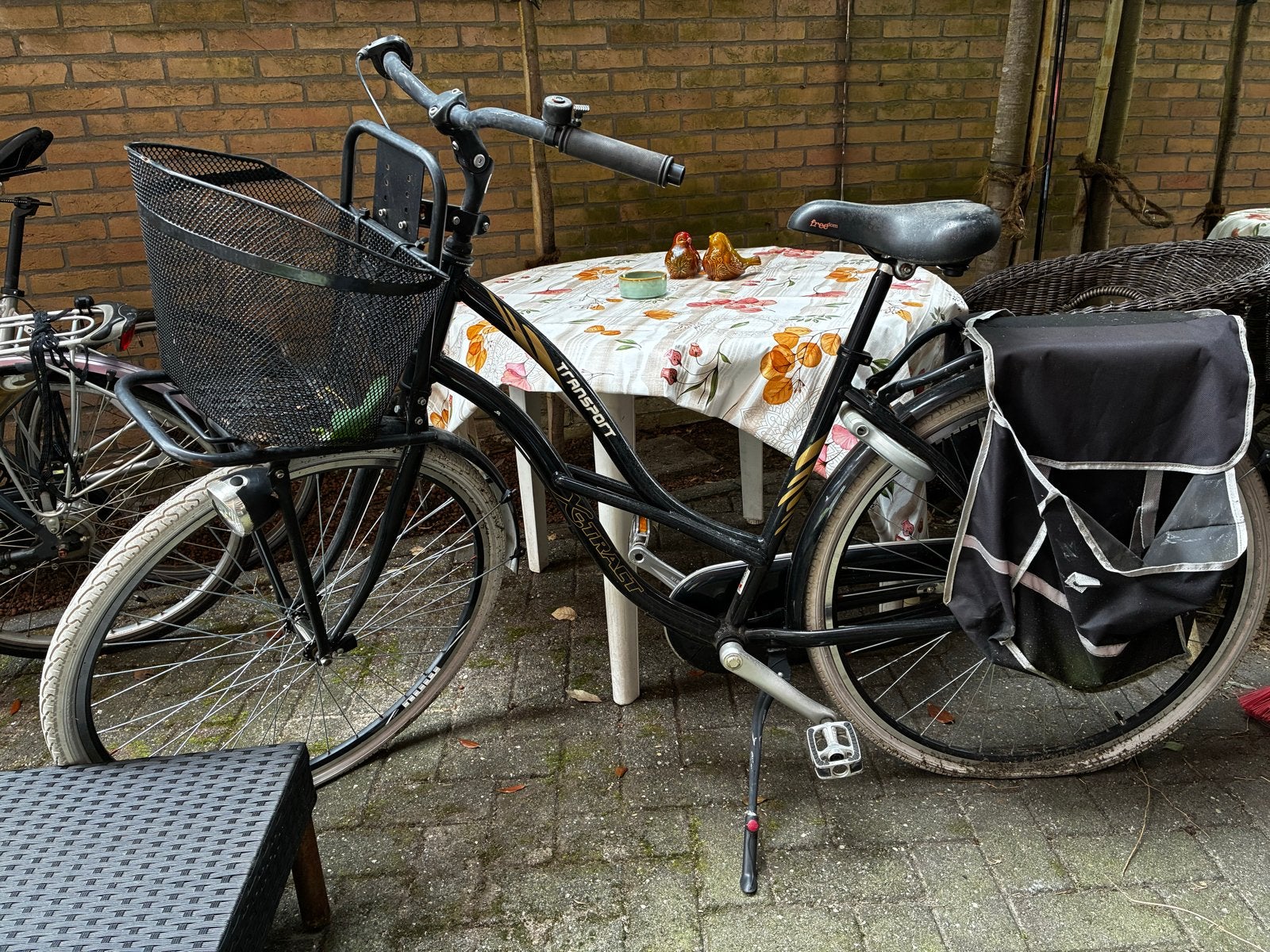 Mooie damesfiets - achterband moet vervangen worden, Fietsen en Brommers, Fietsen | Dames | Damesfietsen, Ophalen, Gebruikt, Overige merken