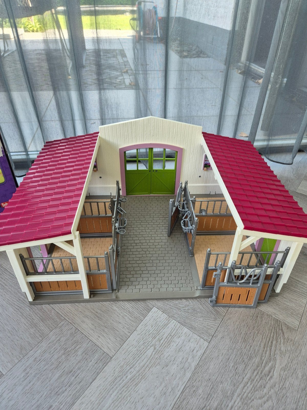 Schleich Manage - 42344 - Paardenstal met accessoires, Ophalen of Verzenden, Zo goed als nieuw