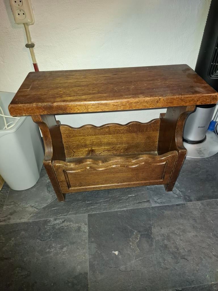 Vintage houten krantenbak, Ophalen, Gebruikt