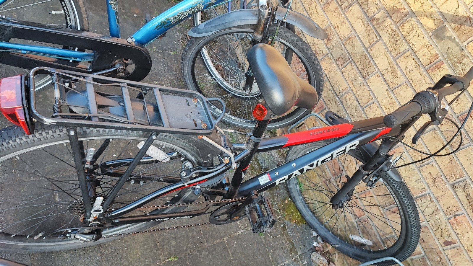 Ranger fiets - Zwart/Rood - Heeft reparatie nodig, Fietsen en Brommers, Overige merken, Gebruikt, Velgrem, Versnellingen