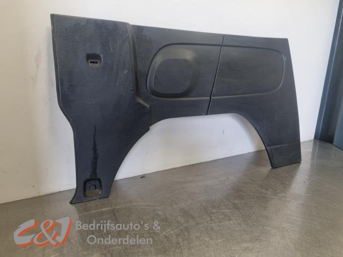 Laadbak bekleding van een Renault Trafic, Gebruikt, -, Renault, -