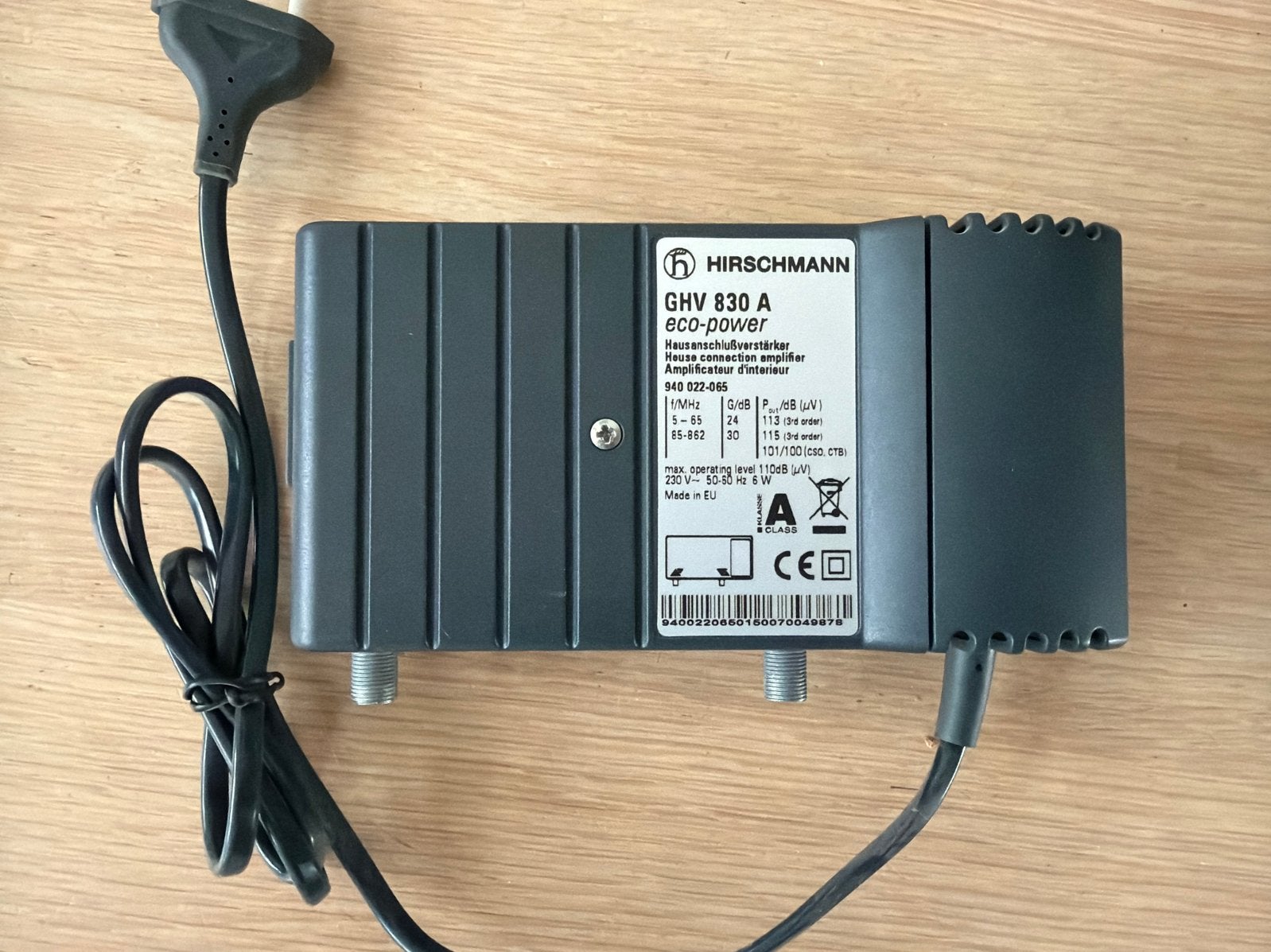 Hirschmann GHV 830 A ECO-Power Versterker, Ophalen of Verzenden, Gebruikt, Minder dan 2 meter, Overige kabels