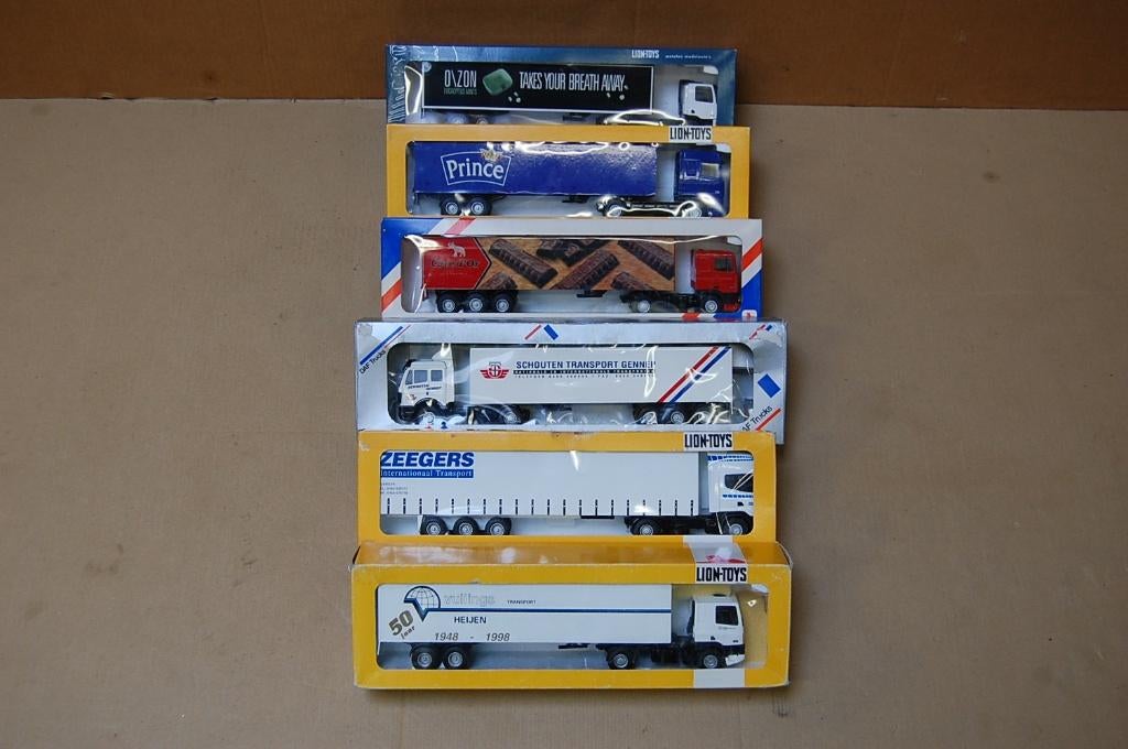 LION-TOYS VRACHTWAGENS., Ophalen of Verzenden, Gebruikt, Bus of Vrachtwagen, Lion Toys