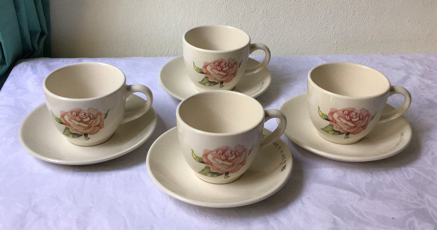Jet by Ter Steege 4 kop en schotels a rose is a rose, Vintage, Ophalen of Verzenden, Zo goed als nieuw, Kop(pen) en/of Schotel(s)