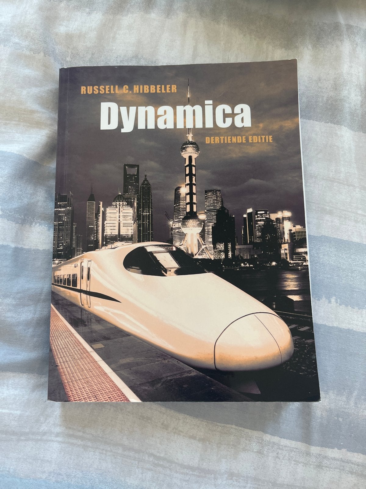 Dynamica - Russell C. Hibbeler (Dertiende Editie), Ophalen of Verzenden, Beta, Zo goed als nieuw, HBO