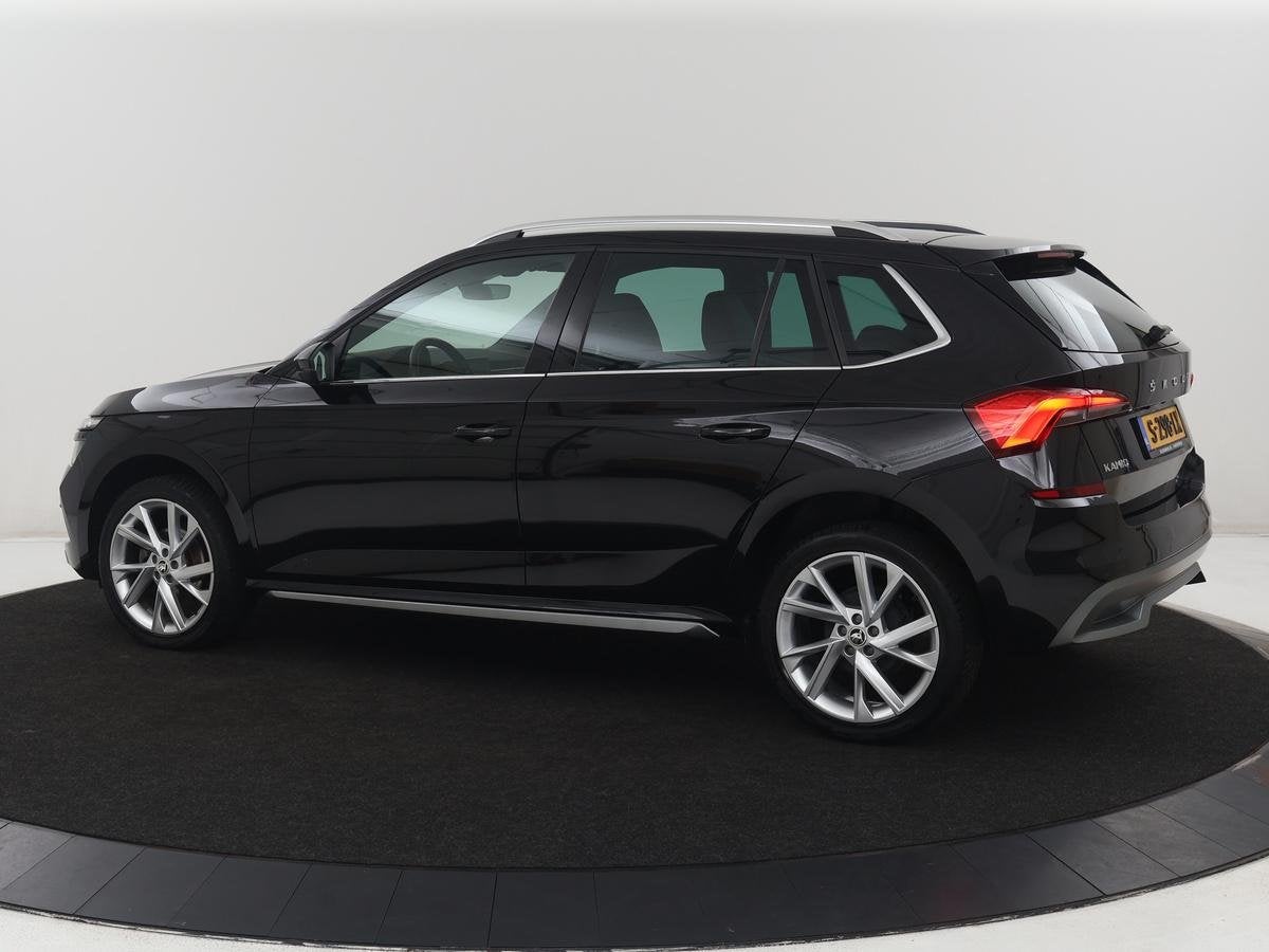Skoda Kamiq 1.0 TSI Business Edition | Panoramadak | Leder |, Gebruikt, 620 kg, Zwart, 3 cilinders