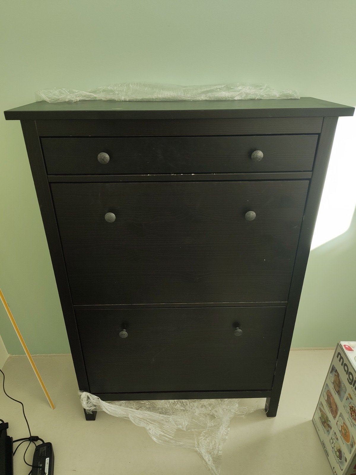 Ikea Hemnes schoenenkast - Zwart (88x30x122 cm), Ophalen, Gebruikt